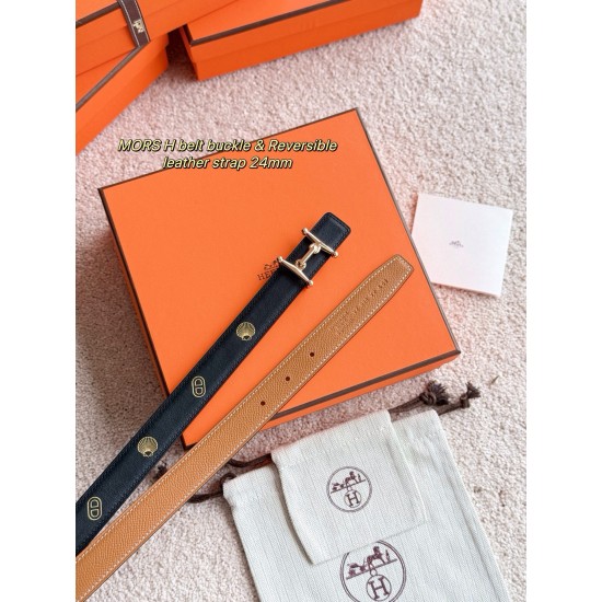 ❤️新款❤️ MORS H 精品五金 搭配进口epsom皮 宽度24MM Hermes女款腰带以其精湛工艺高品质材料和经典设计备受推崇 是女士腰带顶级选择 简约大气 产品手感细腻 不仅是实用配饰 更能 ❤️新款❤️ MORS H 精品五金 搭配进口epsom皮 宽度24MM Hermes女款腰带以其精湛工艺高品质材料和经典设计备受推崇 是女士腰带顶级选择 简约大气 产品手感细腻 不仅是实用配饰 更能
