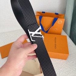 z12480  专柜同款小米格牛皮面料