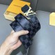 a12480 原廠小牛皮面壓刻有小格子圖案 a12480 原廠小牛皮面壓刻有小格子圖案