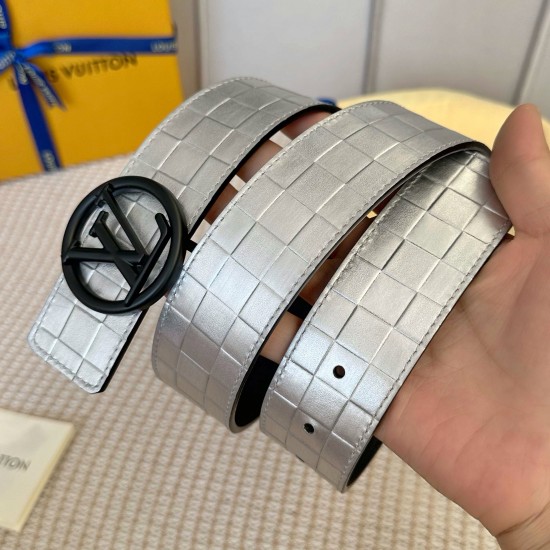 a12480 原廠小牛皮壓刻有品牌圖案 a12480 原廠小牛皮壓刻有品牌圖案