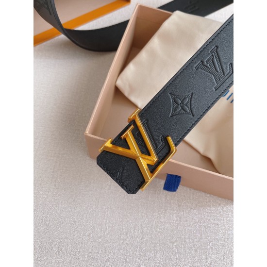 c12490 天然小牛皮搭配Pyramide 腰带 c12490 天然小牛皮搭配Pyramide 腰带