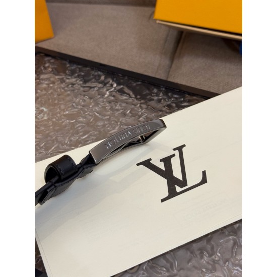 w12480 3.5针扣新款 压字母Monogram