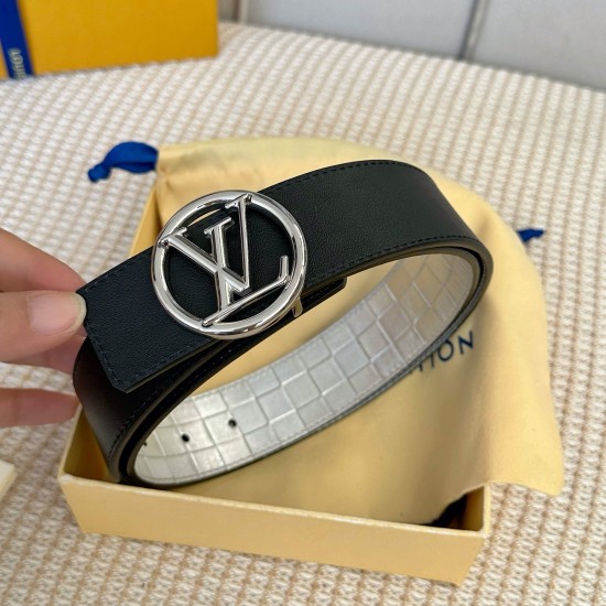 a12480 原廠小牛皮壓刻有品牌圖案 a12480 原廠小牛皮壓刻有品牌圖案