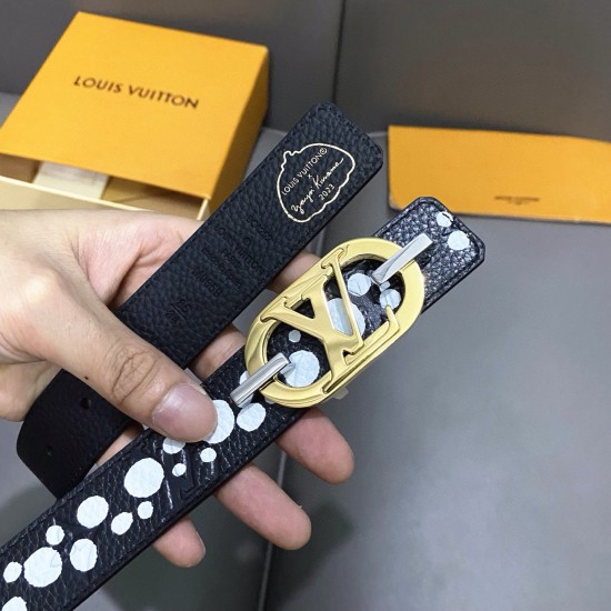 L0UIS VUITT0N 今季新品 驢家女士原單腰帶 寬度30毫米 定制經典帆布面料搭配小荔枝紋小牛皮底 全新開模新款五金 可雙面佩戴 多色可選。百搭款 a12470