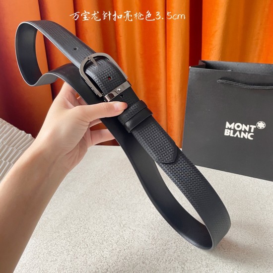 w12690【万宝龙】 Montblanc家持续其一贯的高雅、绅士、精致的风格，进口小牛皮，手感细腻柔软。纯铜精品，男士必备！宽度：3.5cm