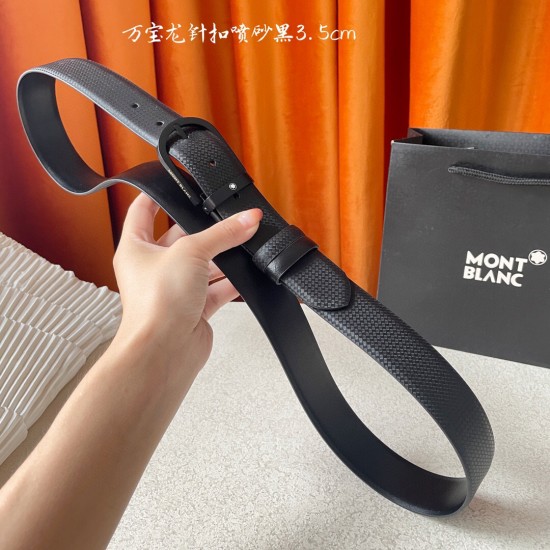 w12690【万宝龙】 Montblanc家持续其一贯的高雅、绅士、精致的风格，进口小牛皮，手感细腻柔软。纯铜精品，男士必备！宽度：3.5cm