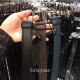 j22600 专柜同款 3.4厘米宽的Saffiano皮革腰带。抛光钢质带扣前面采用独特的滑轮外形设计,其上徽标装饰,勾勒精致细节,是男士成衣系列的理想配饰 j22600 专柜同款 3.4厘米宽的Saffiano皮革腰带。抛光钢质带扣前面采用独特的滑轮外形设计,其上徽标装饰,勾勒精致细节,是男士成衣系列的理想配饰