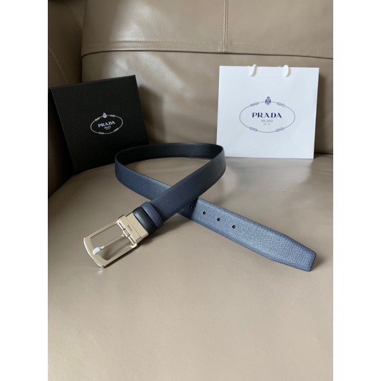 j22620 PRADA(普拉达) 专柜新款 男士双面用腰带 宽3.4cm 带身采用一面Saffiano牛皮 一面光滑牛皮 内搭配简约旋转亮面针扣,承载着品牌象征性的图案,释放优雅与现代气息。 j22620 PRADA(普拉达) 专柜新款 男士双面用腰带 宽3.4cm 带身采用一面Saffiano牛皮 一面光滑牛皮 内搭配简约旋转亮面针扣,承载着品牌象征性的图案,释放优雅与现代气息。