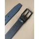 j22620 专柜同款 男士休闲双面用腰带 宽3.4cm 采用Saffiano头层小牛皮底部光滑牛皮 哑黑钢质带扣采用简约外形设计,其上以徽标装饰,勾勒精致细节 j22620 专柜同款 男士休闲双面用腰带 宽3.4cm 采用Saffiano头层小牛皮底部光滑牛皮 哑黑钢质带扣采用简约外形设计,其上以徽标装饰,勾勒精致细节