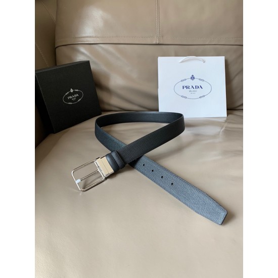 j22600 PRADA (普拉达)专柜同款 男士休闲双面用腰带 宽3.4cm 采用Saffiano头层小牛皮底部光滑牛皮 抛光钢质带扣采用简约外形设计,其上以Prada徽标装饰,勾勒精致细节 j22600 PRADA (普拉达)专柜同款 男士休闲双面用腰带 宽3.4cm 采用Saffiano头层小牛皮底部光滑牛皮 抛光钢质带扣采用简约外形设计,其上以Prada徽标装饰,勾勒精致细节