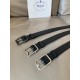 j22600 PRADA (普拉达)专柜同款 男士休闲针扣 3.4厘米宽的Saffiano皮革腰带。枪带扣,其上以Prada徽标装饰,勾勒精致细节,是Prada男士成衣系列的理想配饰。 j22600 PRADA (普拉达)专柜同款 男士休闲针扣 3.4厘米宽的Saffiano皮革腰带。枪带扣,其上以Prada徽标装饰,勾勒精致细节,是Prada男士成衣系列的理想配饰。