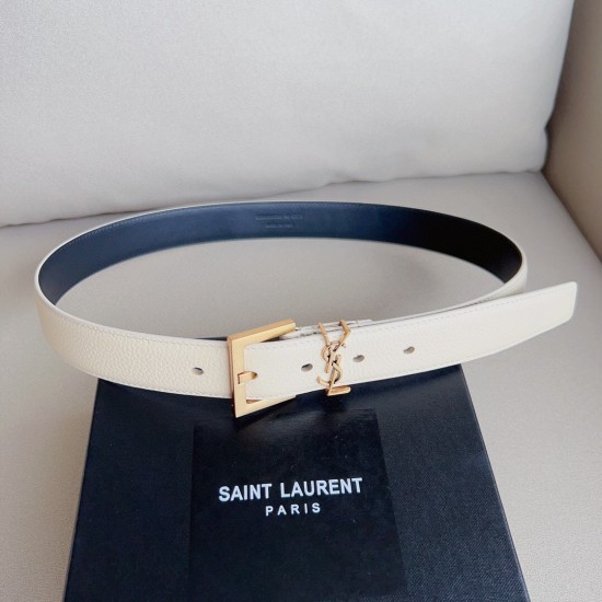 s12490 SalnT.LAuRENT.PARIS.框架扣腰带. 镌刻圣罗兰 PARIS标志。 复古铜金色金属配件 可调节搭扣开合设计,简单百搭!3.0mm精品。 s12490 SalnT.LAuRENT.PARIS.框架扣腰带. 镌刻圣罗兰 PARIS标志。 复古铜金色金属配件 可调节搭扣开合设计,简单百搭!3.0mm精品。