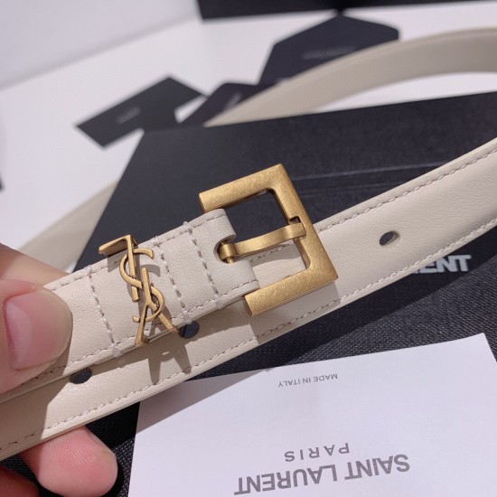 c12480 Saint Laurent c12480 Saint Laurent