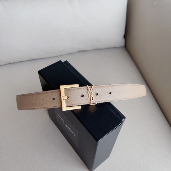 s12490 SalnT.LAuRENT.PARIS.框架扣腰带. 镌刻圣罗兰 PARIS标志。 复古铜金色金属配件 可调节搭扣开合设计,简单百搭!3.0mm精品。 s12490 SalnT.LAuRENT.PARIS.框架扣腰带. 镌刻圣罗兰 PARIS标志。 复古铜金色金属配件 可调节搭扣开合设计,简单百搭!3.0mm精品。