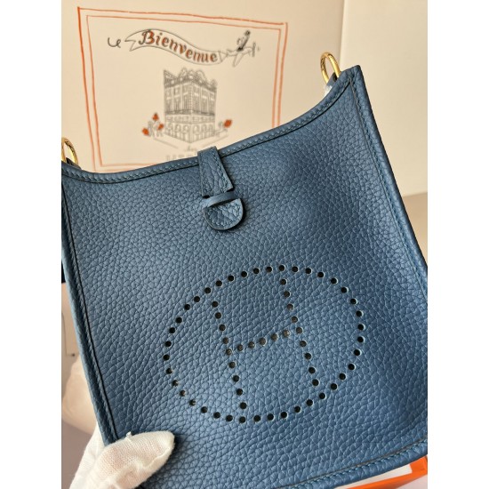 Hermes Bags Top Quality Evelyne 17cm
Hermes Bags Top Quality Evelyne 17cm