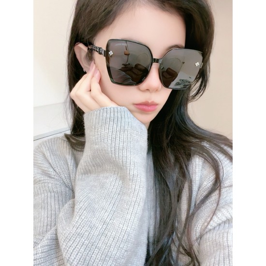 LV Glasses