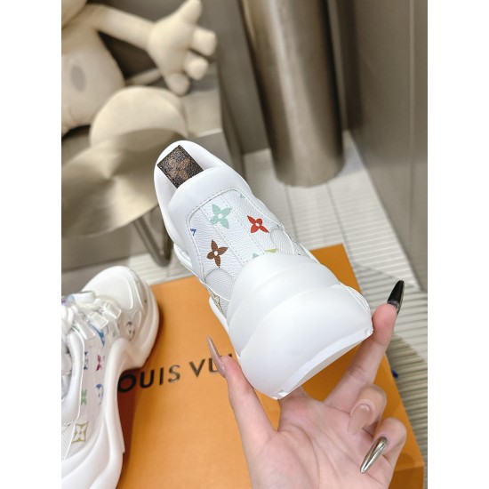 LV Shoes Top Quality
women 35-40
LV Shoes Top Quality
women 35-40