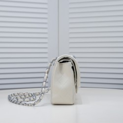Chanel 1112