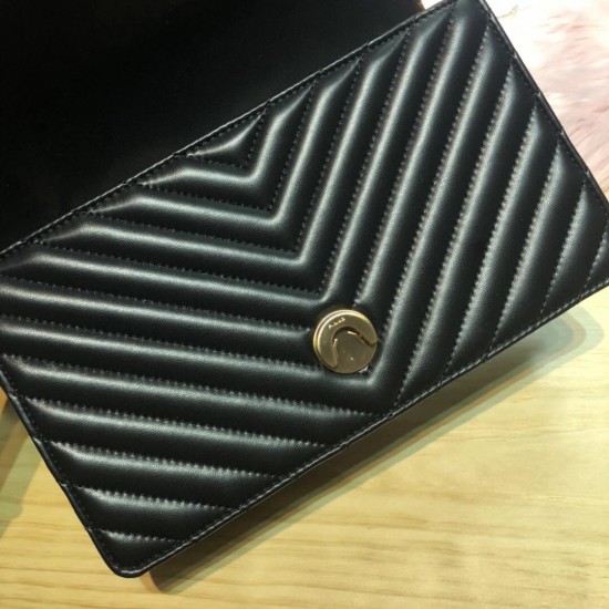 Pinko Bags Top Quality
27*17*8cm Pinko Bags Top Quality
27*17*8cm