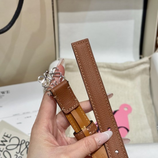 Loewe Belts
Top Quality Loewe Belts
Top Quality