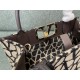 Valentino Bags Top Quality
35/25/17cm Valentino Bags Top Quality
35/25/17cm