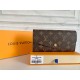 LV Bags High Quality Flip Wallet
LV Bags High Quality Flip Wallet