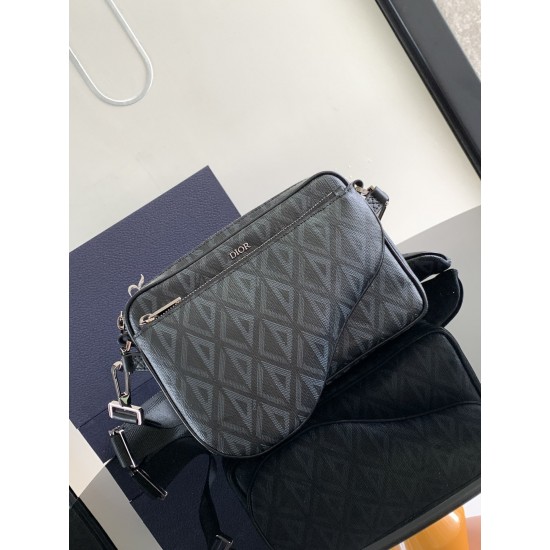 Dior Bags Top Quality
Saddle Set 23.3 x 16.5 x 4.3 Dior Bags Top Quality
Saddle Set 23.3 x 16.5 x 4.3