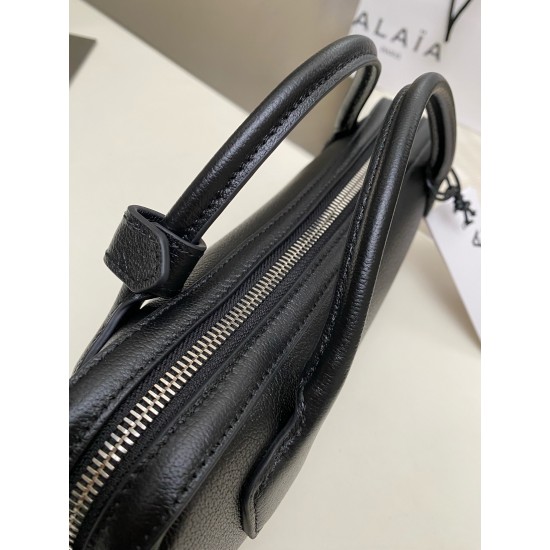 Alaia Bags Top Quality 31x17x10cm Alaia Bags Top Quality 31x17x10cm