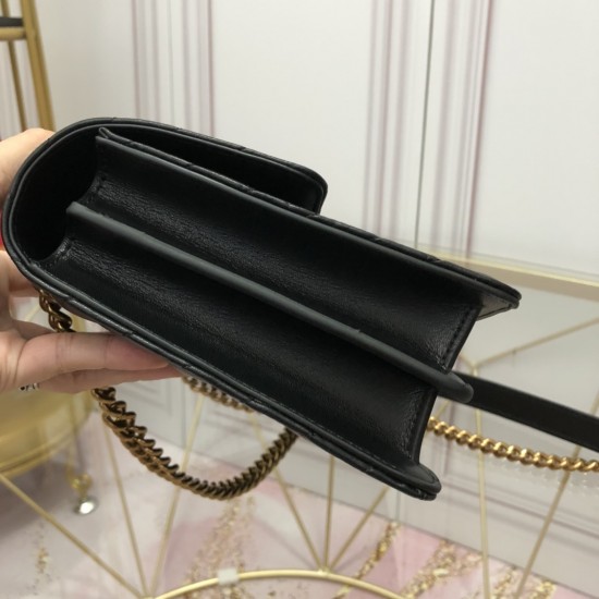 Pinko Bags Top Quality
27*17*8cm Pinko Bags Top Quality
27*17*8cm