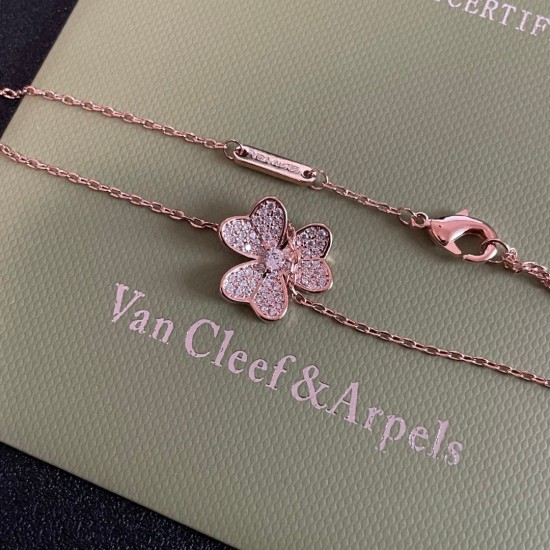 Van Cleef Jewelry Necklace Van Cleef Jewelry Necklace