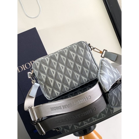 Dior Bags Top Quality
Saddle Set 23.3 x 16.5 x 4.3 Dior Bags Top Quality
Saddle Set 23.3 x 16.5 x 4.3