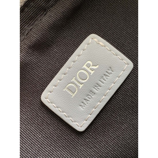 Dior Bags Top Quality
Saddle Set 23.3 x 16.5 x 4.3 Dior Bags Top Quality
Saddle Set 23.3 x 16.5 x 4.3