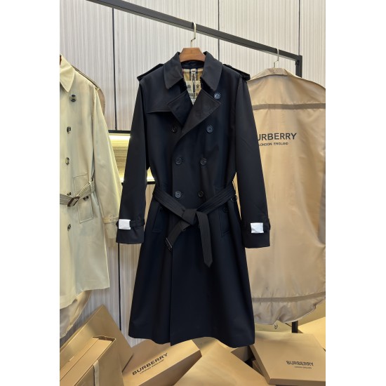 Burberry coat
uk4,6,8,10,12 Burberry coat
uk4,6,8,10,12
