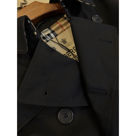 Burberry coat
uk4,6,8,10,12 Burberry coat
uk4,6,8,10,12