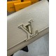 LV Bags High Quality Flip Wallet
LV Bags High Quality Flip Wallet