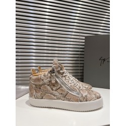 CL Shoes Casual shoes

 Top Quality