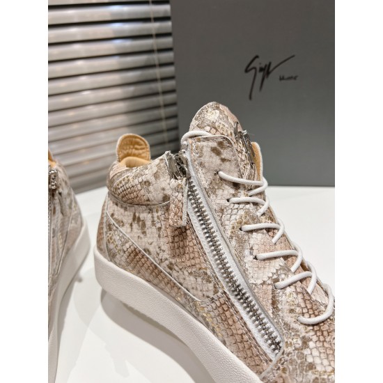 CL Shoes Casual shoes
Top Quality CL Shoes Casual shoes
Top Quality