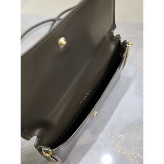 YSL Bags Top Quality
18x11x2cm YSL Bags Top Quality
18x11x2cm