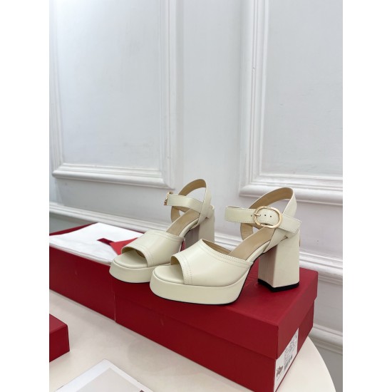 Valentino Shoes Top Quality Valentino Shoes Top Quality
