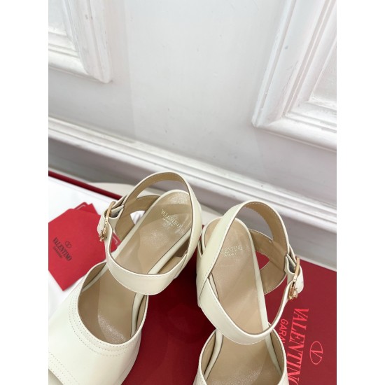 Valentino Shoes Top Quality Valentino Shoes Top Quality