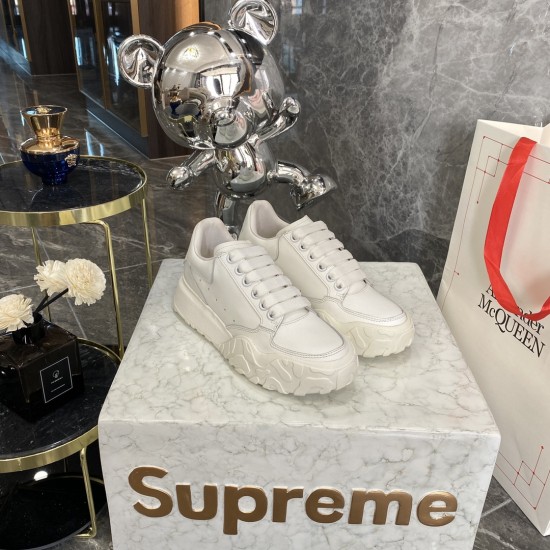 McQueen Shoes
 Top Quality
