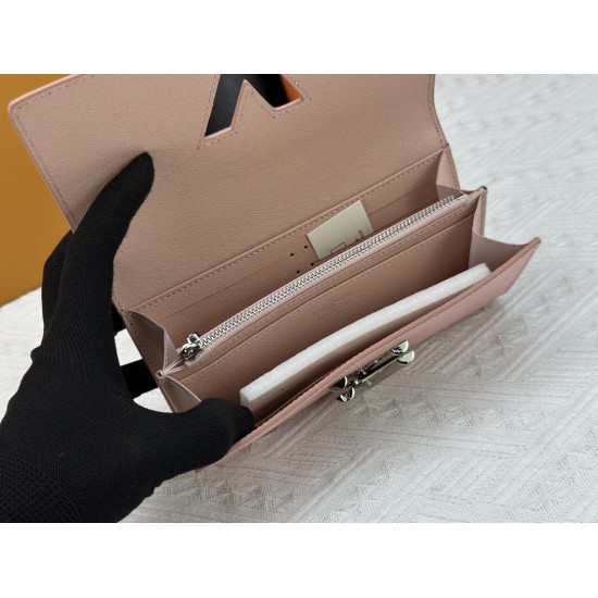 LV Bags High Quality Flip Wallet
