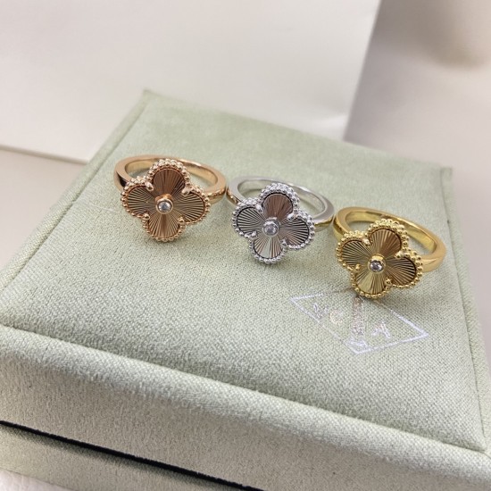 Van Cleef Jewelry High Quality