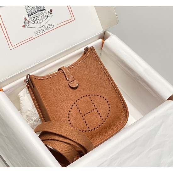 Hermes Bags Top Quality Evelyne 17cm
Hermes Bags Top Quality Evelyne 17cm