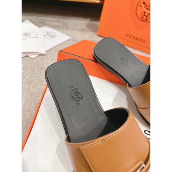 Hermes Shoes Top Quality
35-42 Hermes Shoes Top Quality
35-42