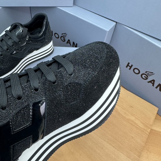 Hogan Shoes Top Quality
35-45 men and women same Hogan Shoes Top Quality
35-45 men and women same