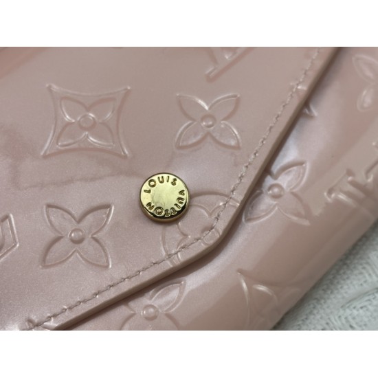 LV Bags High Quality Flip Wallet
LV Bags High Quality Flip Wallet