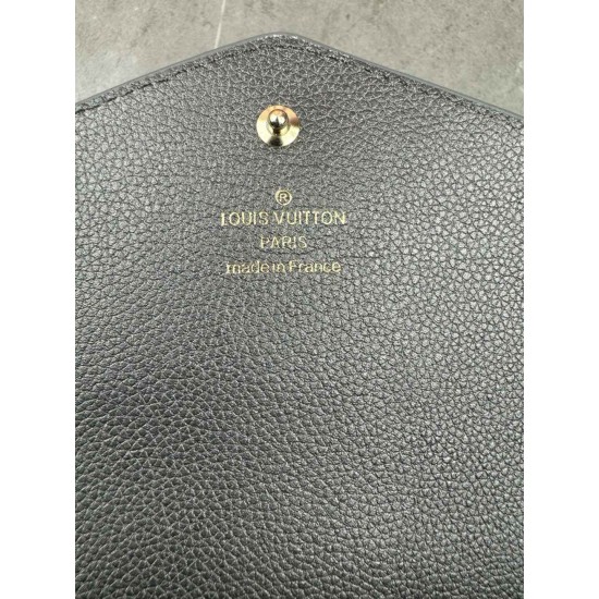 LV Bags High Quality Flip Wallet
LV Bags High Quality Flip Wallet