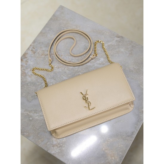 YSL Bags Top Quality
18x11x2cm YSL Bags Top Quality
18x11x2cm