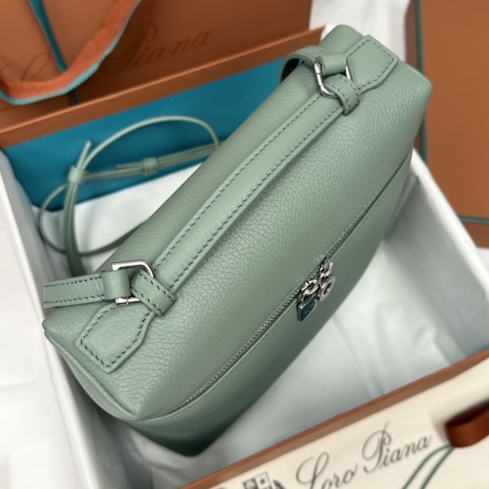 LP Bags Top Quality Size: 23 × 8 × 22cm LP Bags Top Quality Size: 23 × 8 × 22cm